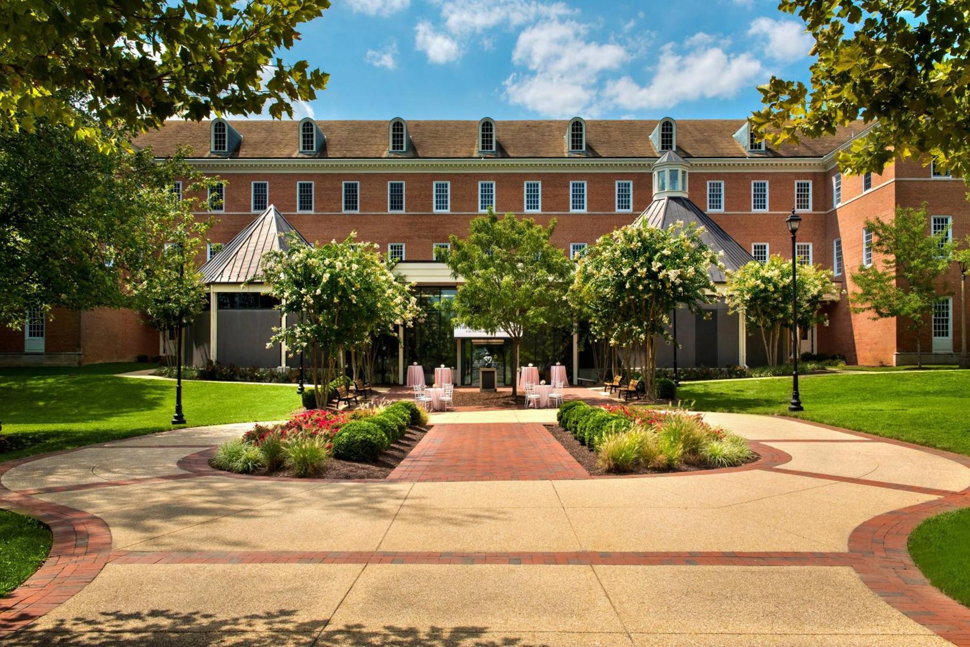 College Park Marriott Hotel & Conference Center Exterior photo